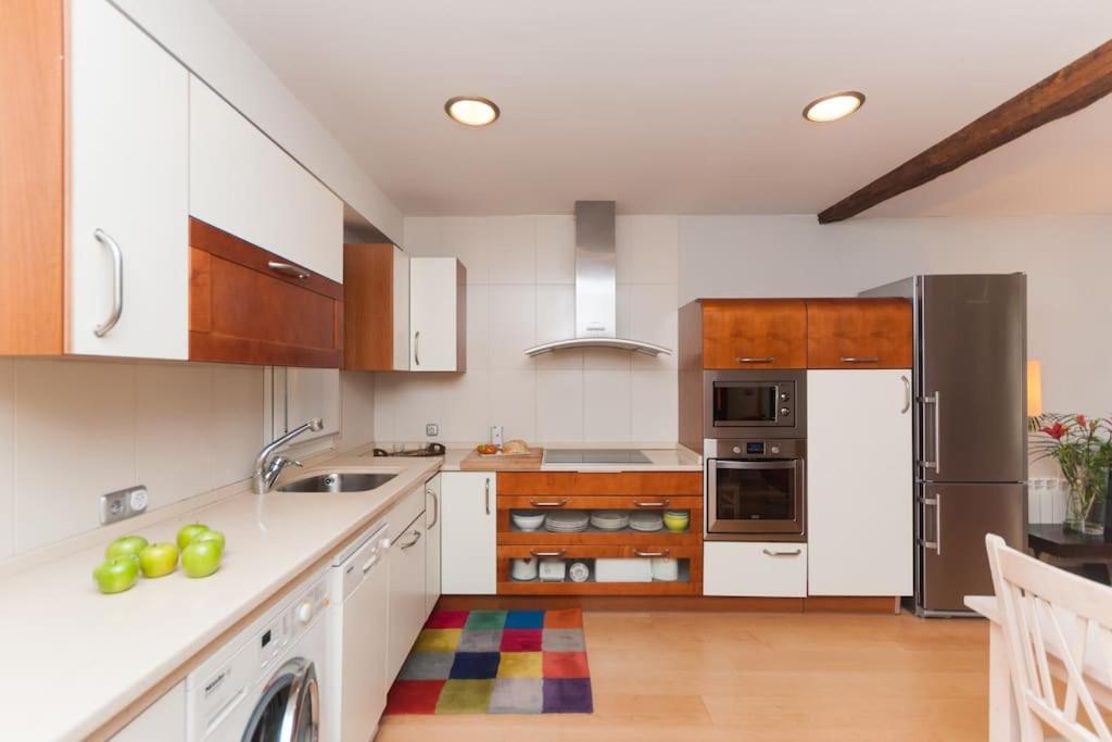 산세바스티안 Centrico Apartamento Elai, Netflix, Coffee, Posibilidad Parking 아파트 외부 사진