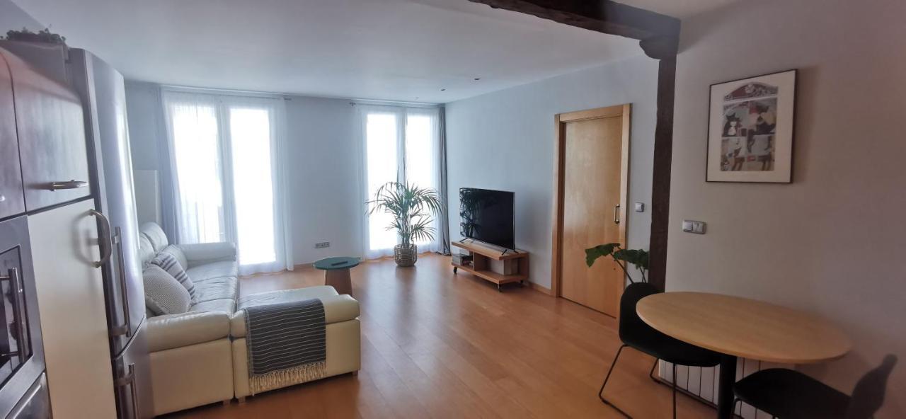 산세바스티안 Centrico Apartamento Elai, Netflix, Coffee, Posibilidad Parking 아파트 외부 사진